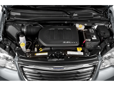 2015 Chrysler Town & Country Touring-L