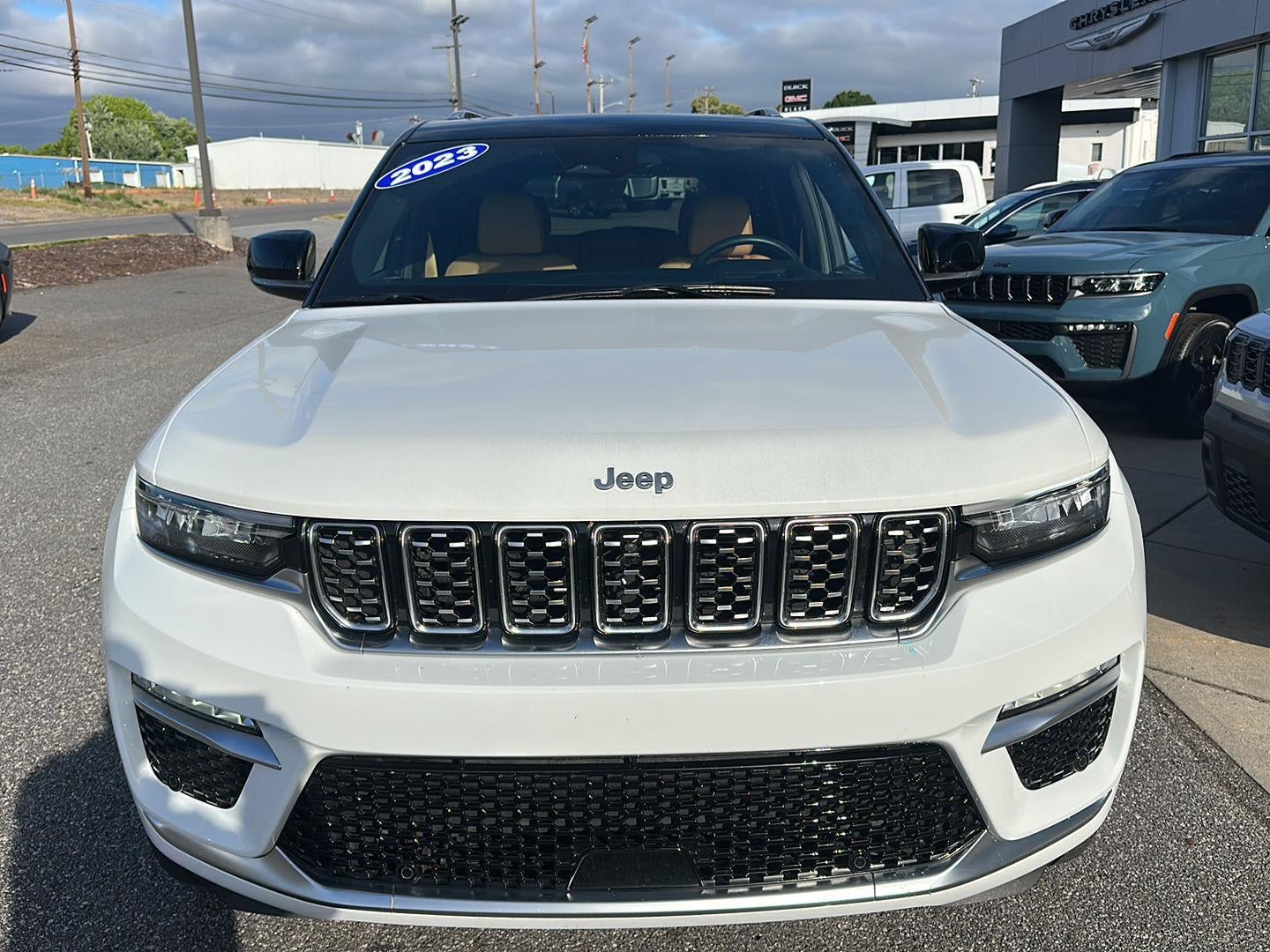 2023 Jeep Grand Cherokee Summit Reserve