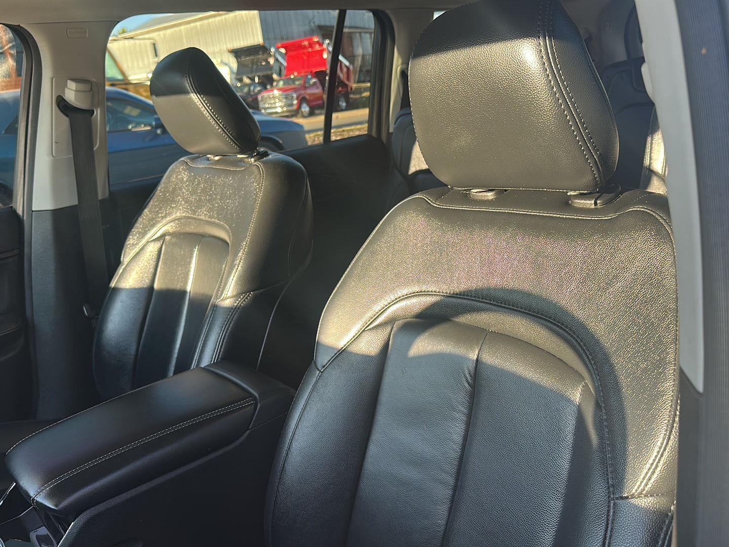 2022 Jeep Grand Cherokee L Laredo