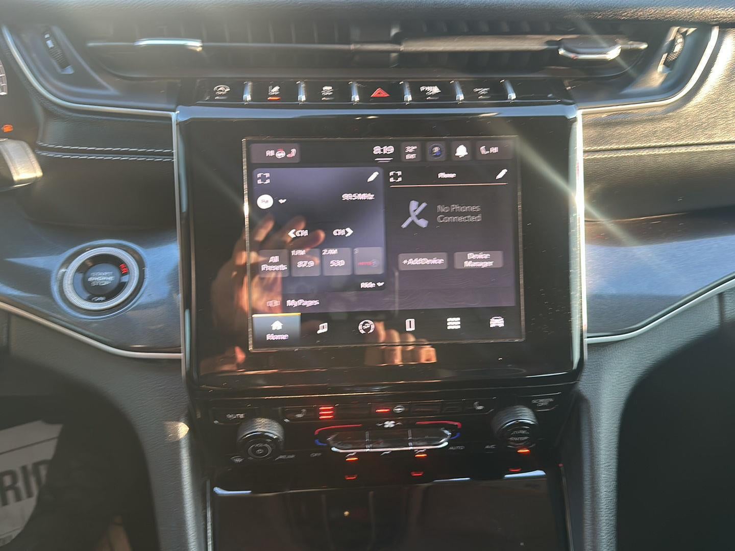 2022 Jeep Grand Cherokee L Laredo