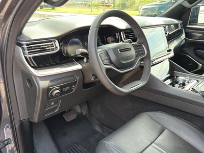 2023 Jeep Wagoneer Series III