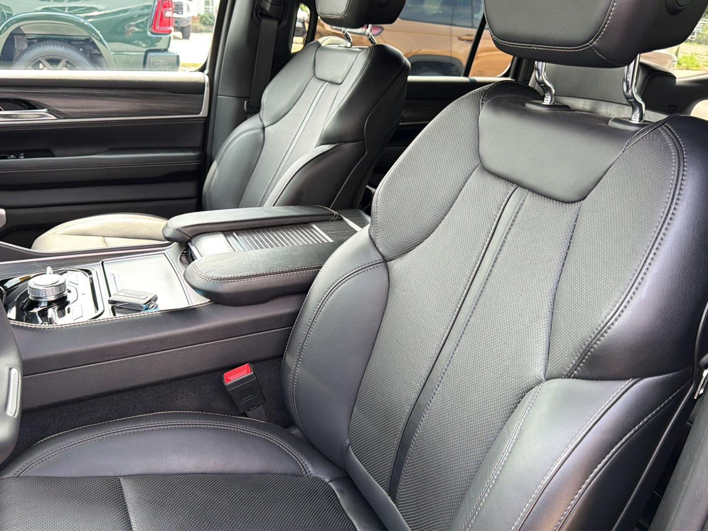 2023 Jeep Wagoneer Series III