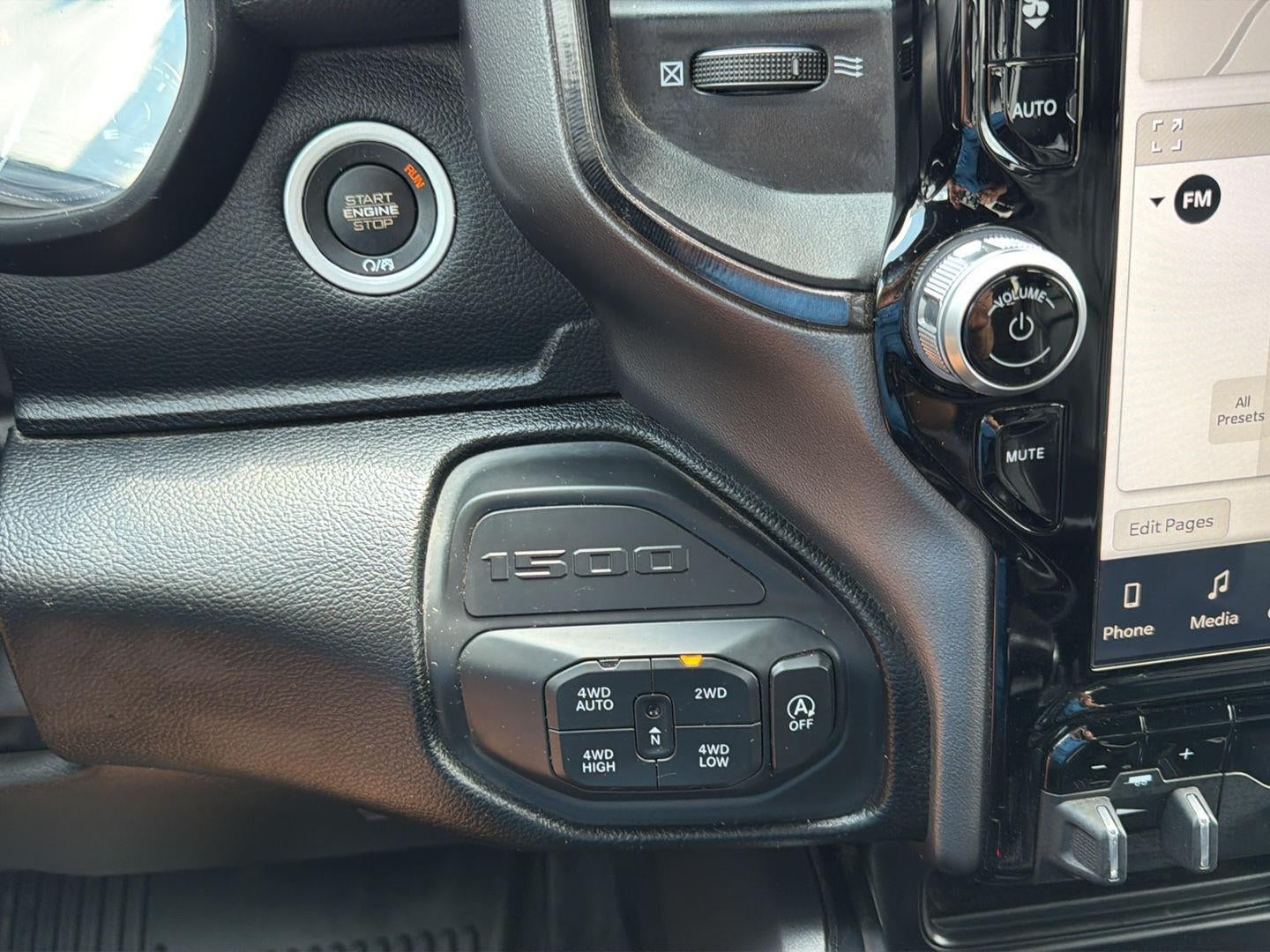 2022 RAM 1500 Laramie