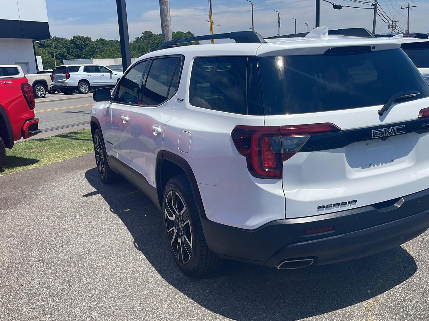 2021 GMC Acadia SLT