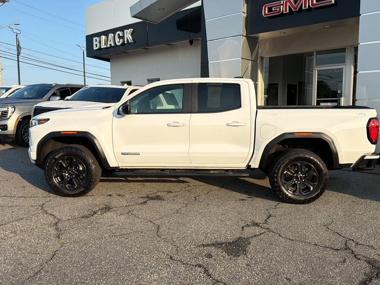 2025 GMC Canyon Elevation