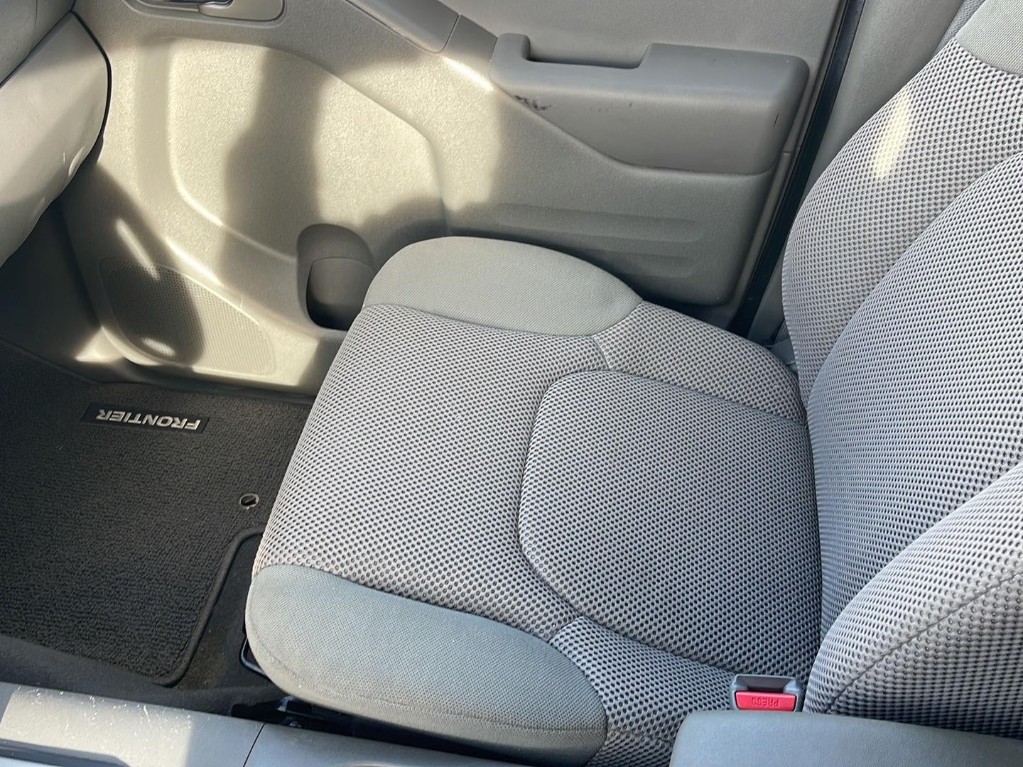 2020 Nissan Frontier SV