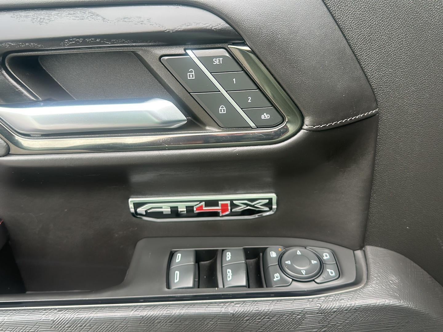 2024 GMC Sierra 1500 AT4X