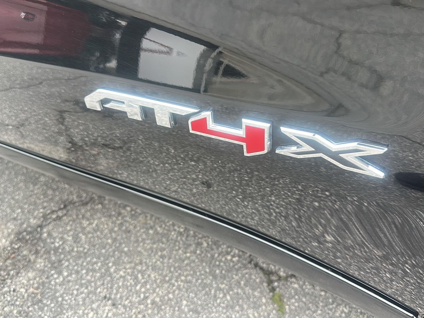 2024 GMC Sierra 1500 AT4X