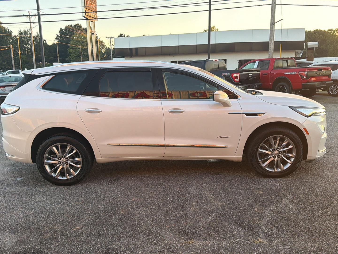 2023 Buick Enclave Avenir