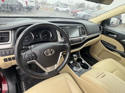2018 Toyota Highlander SE