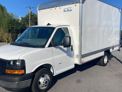 2024 GMC Savana Cutaway 3500 1WT
