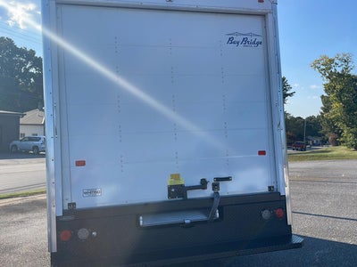 2024 GMC Savana Cutaway 3500 1WT