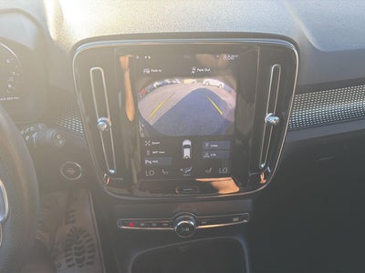 2019 Volvo XC40 R-Design
