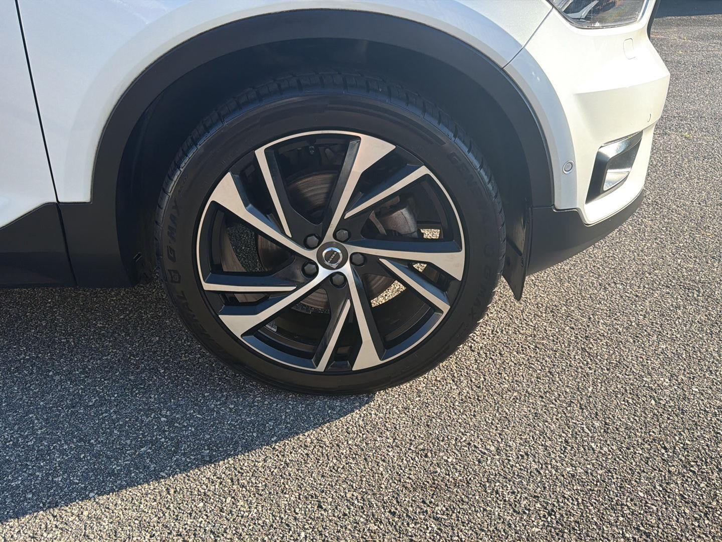 2019 Volvo XC40 R-Design