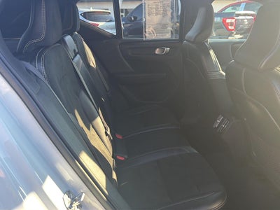 2019 Volvo XC40 R-Design