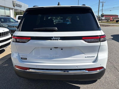 2027 Jeep Grand Cherokee GRAND CHEROKEE LAREDO X 4X4