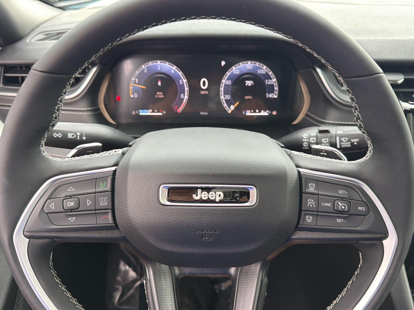 2026 Jeep Grand Cherokee GRAND CHEROKEE LAREDO X 4X4