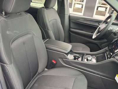 2026 Jeep Grand Cherokee GRAND CHEROKEE LAREDO X 4X4