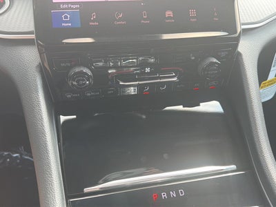 2027 Jeep Grand Cherokee GRAND CHEROKEE LAREDO X 4X4