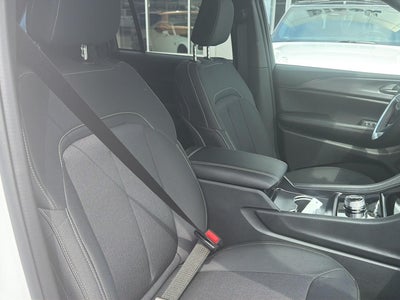 2027 Jeep Grand Cherokee GRAND CHEROKEE LAREDO X 4X4