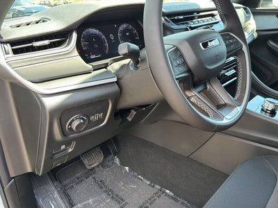 2026 Jeep Grand Cherokee GRAND CHEROKEE LAREDO 4X4