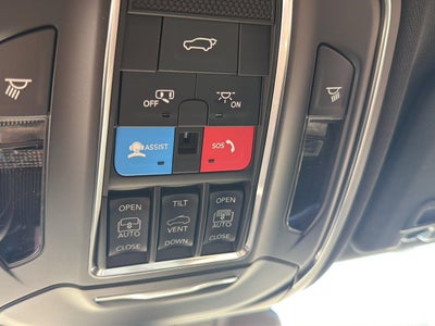 2027 Jeep Grand Cherokee GRAND CHEROKEE LIMITED 4X4