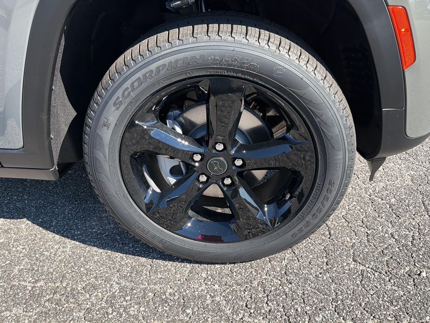 2027 Jeep Grand Cherokee GRAND CHEROKEE LIMITED 4X4