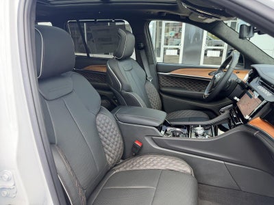 2027 Jeep Grand Cherokee Summit