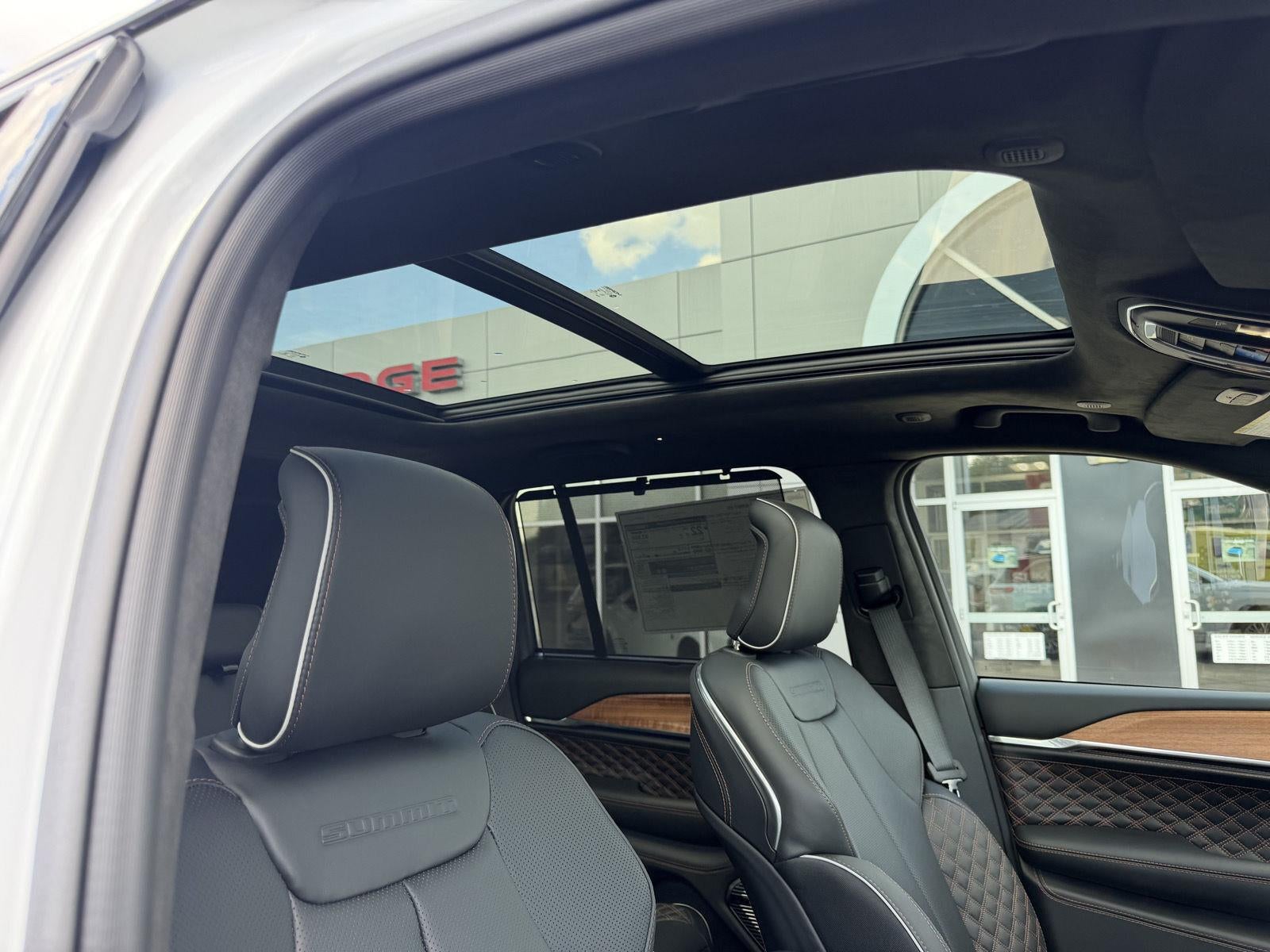 2027 Jeep Grand Cherokee Summit