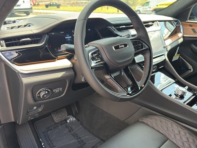 2027 Jeep Grand Cherokee Summit