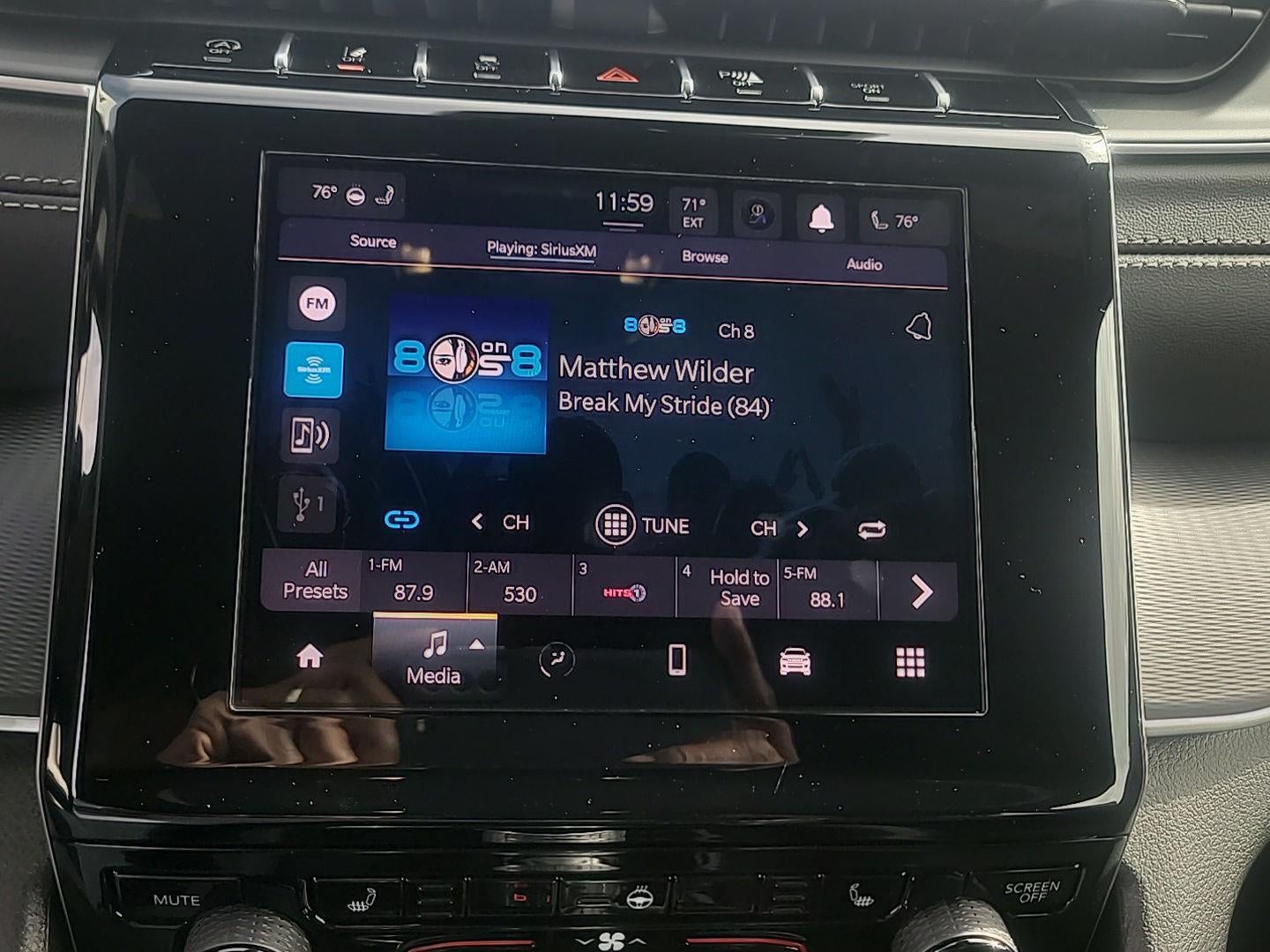 2025 Jeep Grand Cherokee GRAND CHEROKEE L LAREDO X 4X4