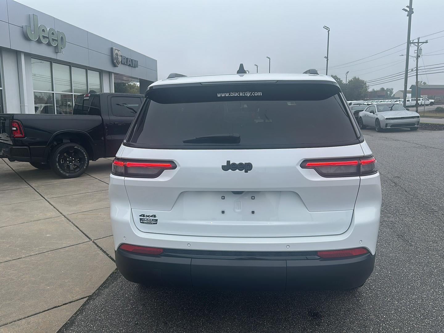 2025 Jeep Grand Cherokee GRAND CHEROKEE L ALTITUDE X 4X4