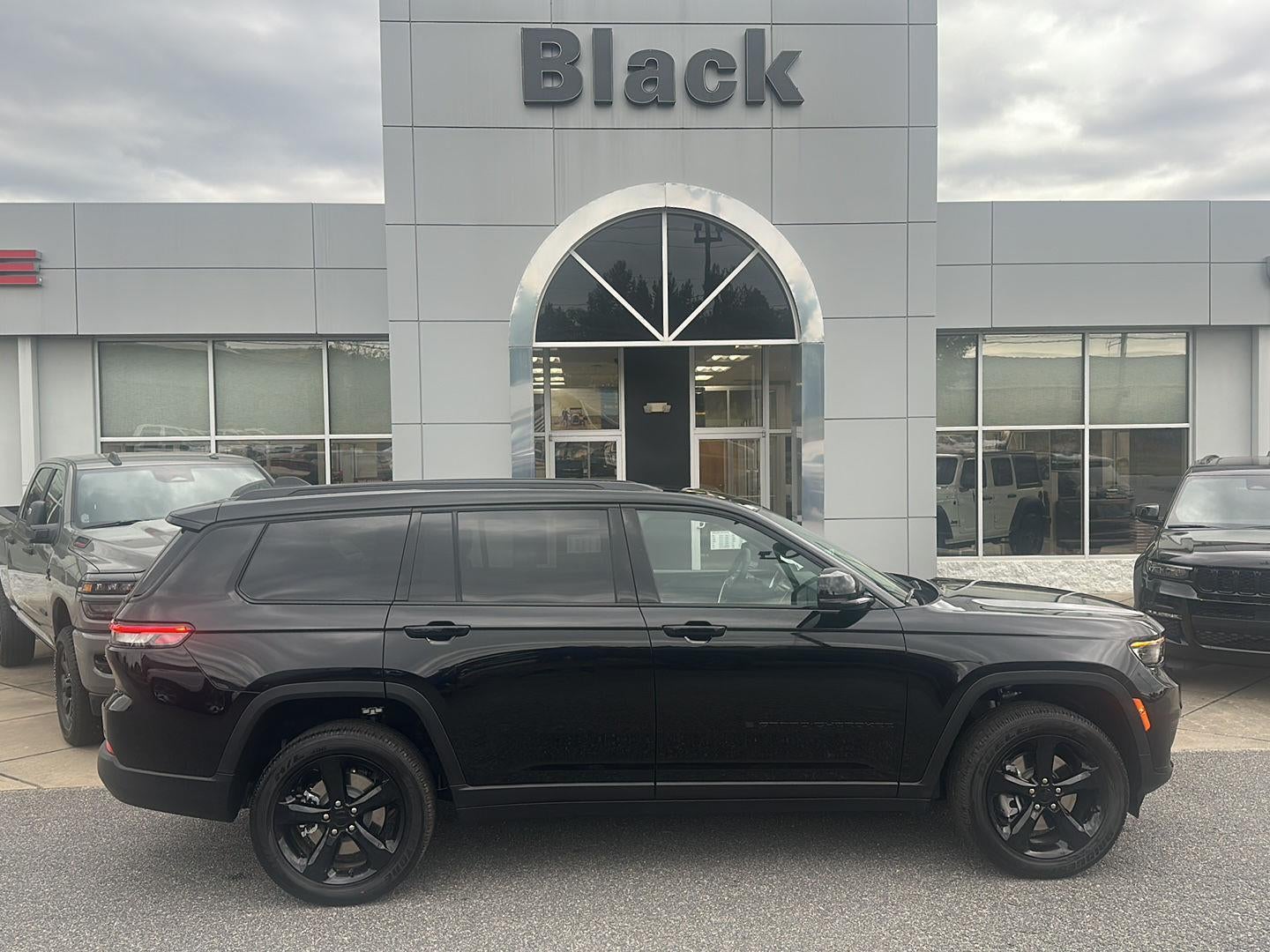 2025 Jeep Grand Cherokee GRAND CHEROKEE L ALTITUDE X 4X4