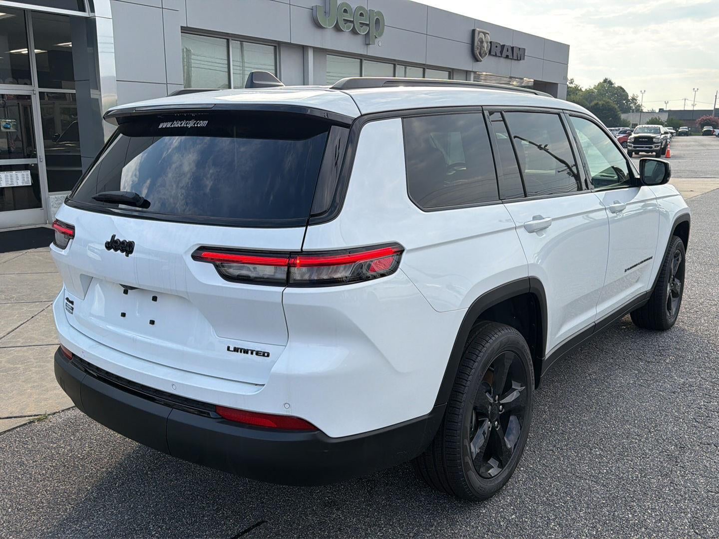 2025 Jeep Grand Cherokee GRAND CHEROKEE L LIMITED 4X4