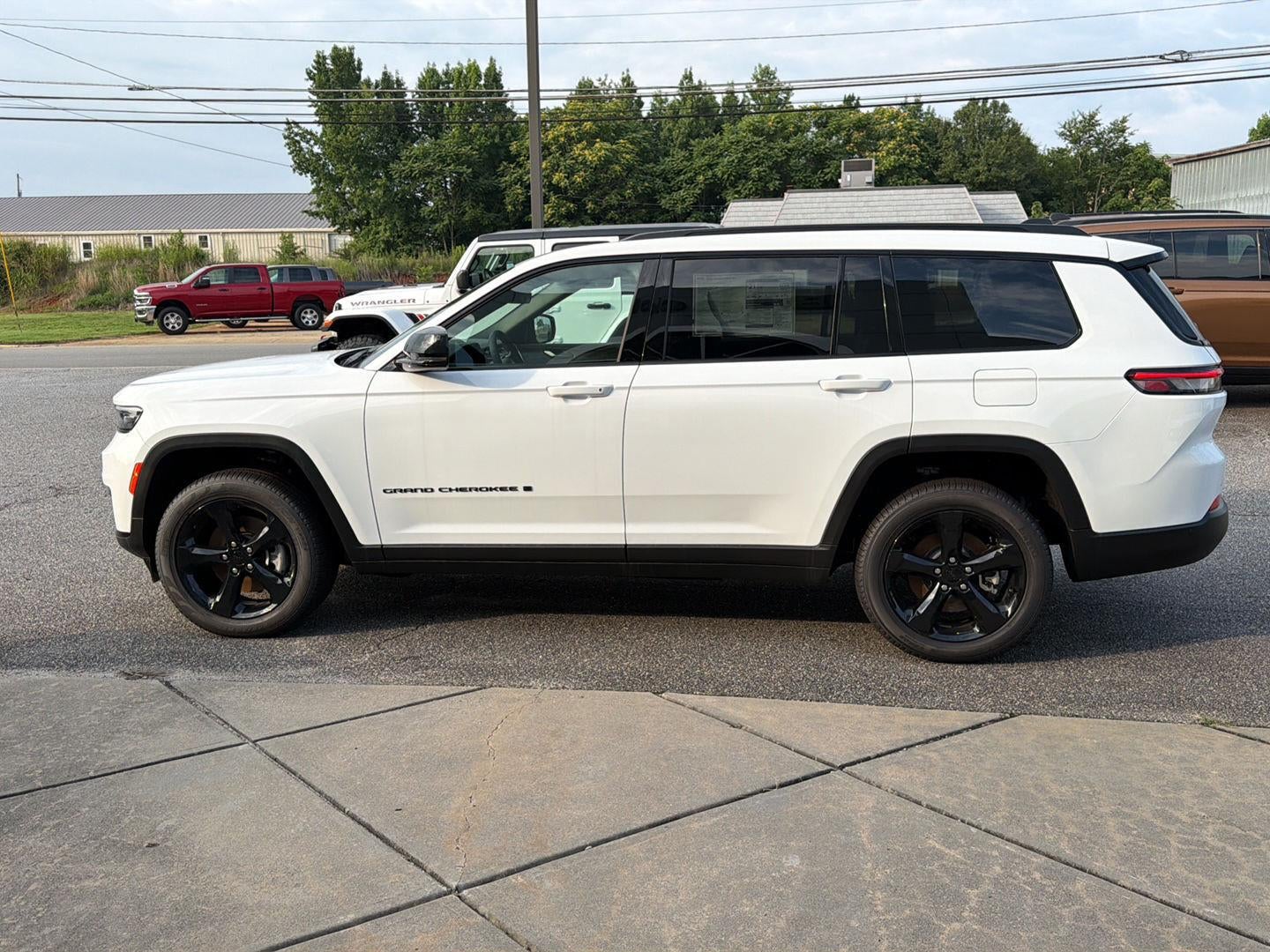 2025 Jeep Grand Cherokee GRAND CHEROKEE L LIMITED 4X4