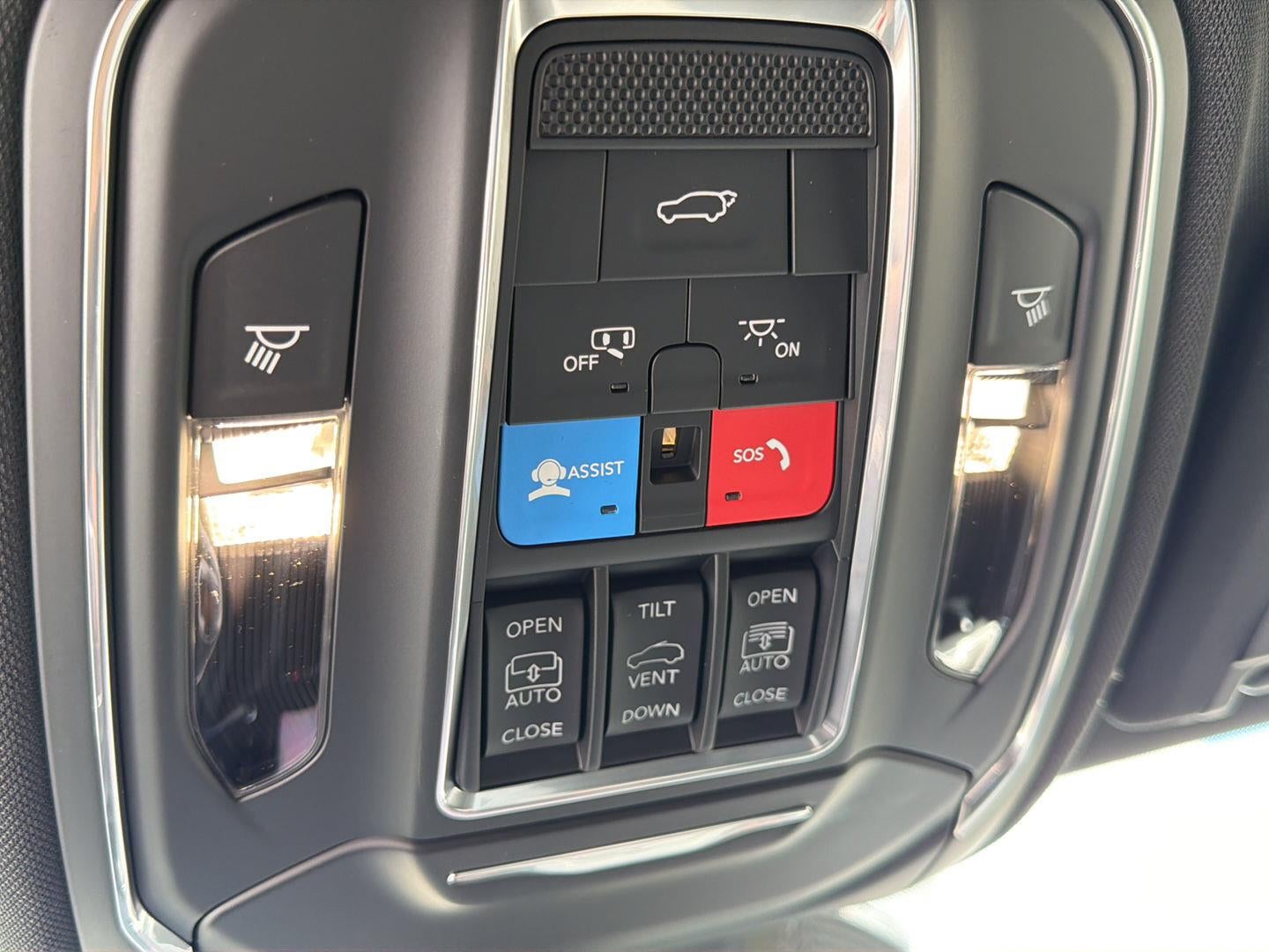 2027 Jeep Grand Cherokee GRAND CHEROKEE L LIMITED 4X4