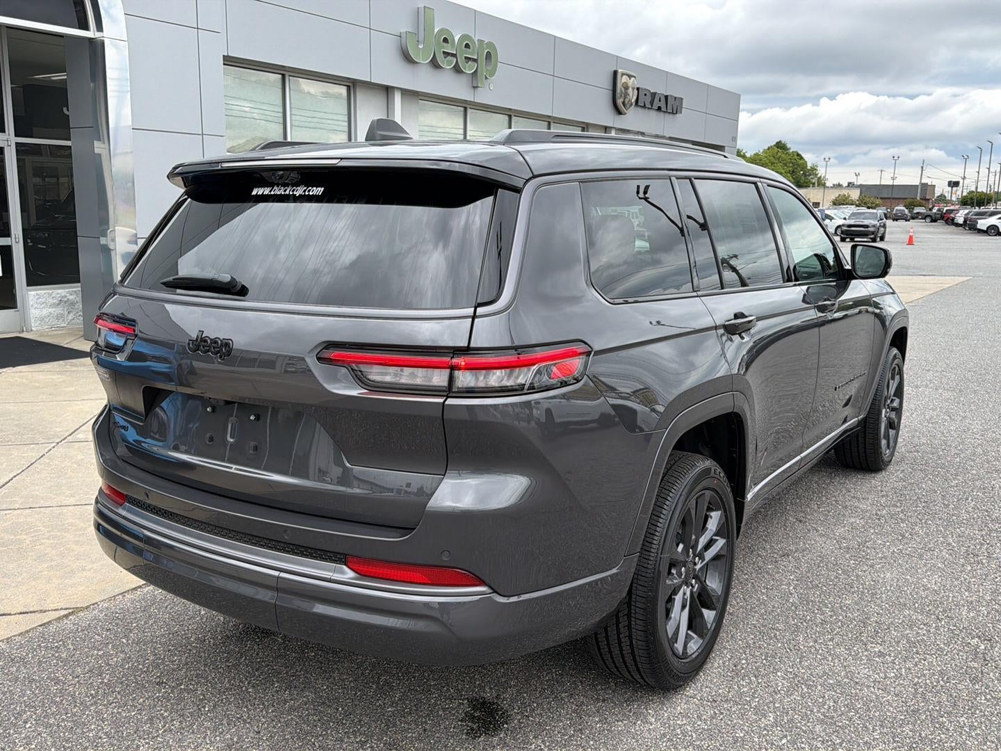 2026 Jeep Grand Cherokee GRAND CHEROKEE L LIMITED RESERVE 4X4