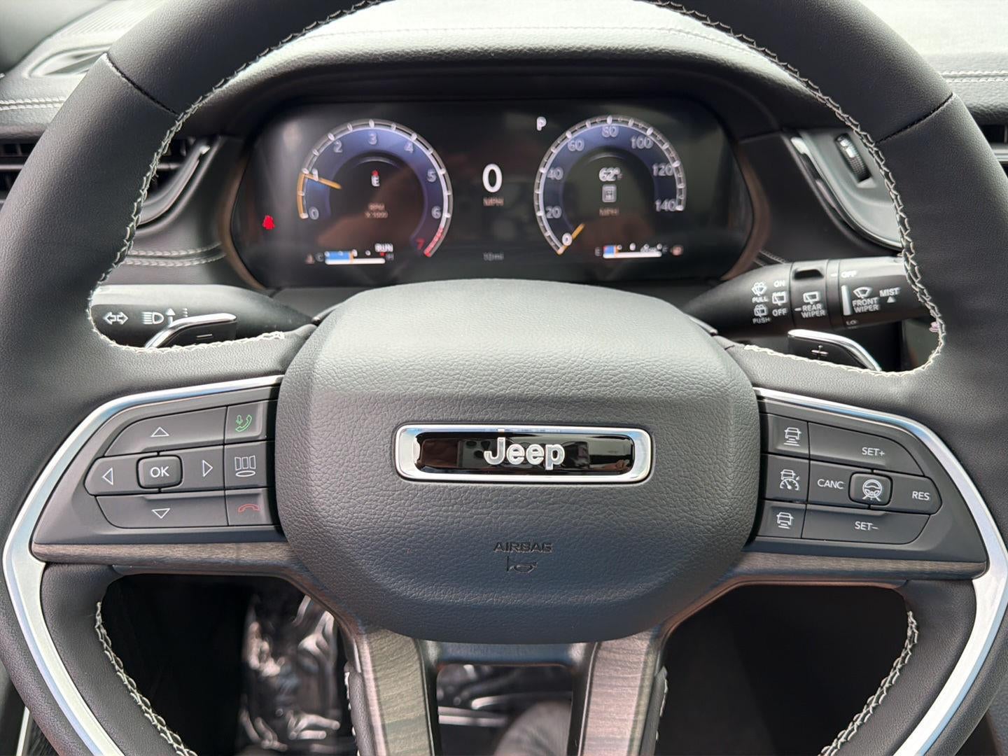 2026 Jeep Grand Cherokee GRAND CHEROKEE L LIMITED RESERVE 4X4