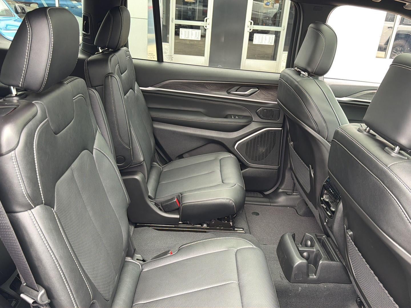 2026 Jeep Grand Cherokee GRAND CHEROKEE L LIMITED RESERVE 4X4
