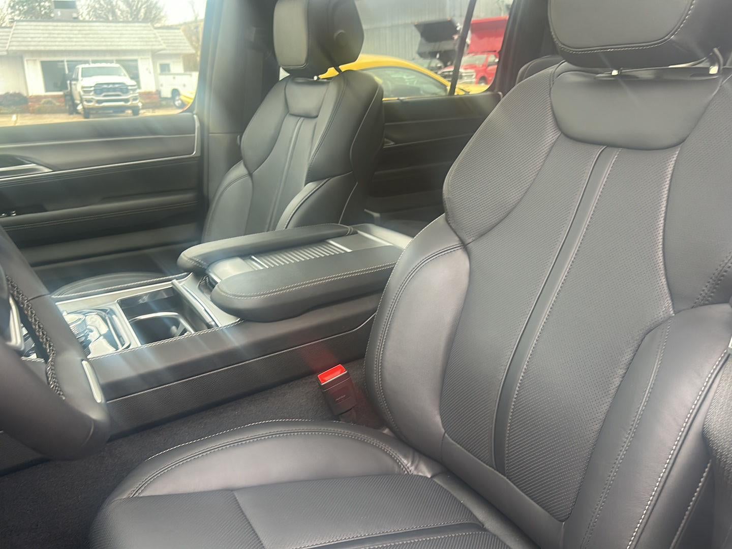 2026 Jeep Grand Wagoneer GRAND WAGONEER LIMITED RESERVE 4X4