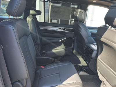 2026 Jeep Grand Wagoneer GRAND WAGONEER LIMITED RESERVE 4X4