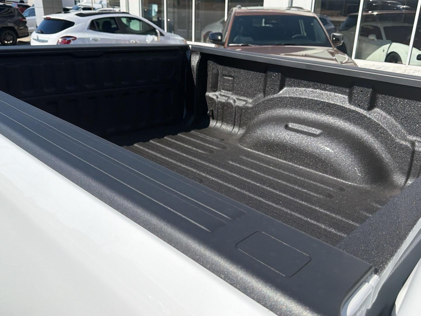 2027 RAM 1500 RAM 1500 TRADESMAN QUAD CAB 4X4 6'4' BOX