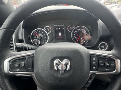 2026 RAM 1500 RAM 1500 TRADESMAN QUAD CAB 4X4 6'4' BOX