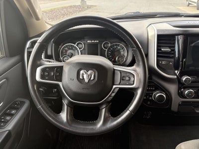 2020 RAM 1500 Big Horn Crew Cab 4x4 5'7' Box