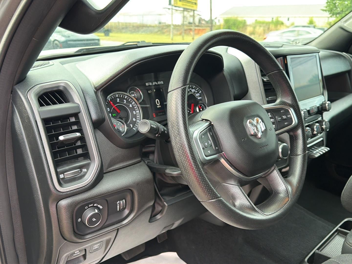 2025 RAM 1500 Tradesman Crew Cab 4x4 5'7' Box