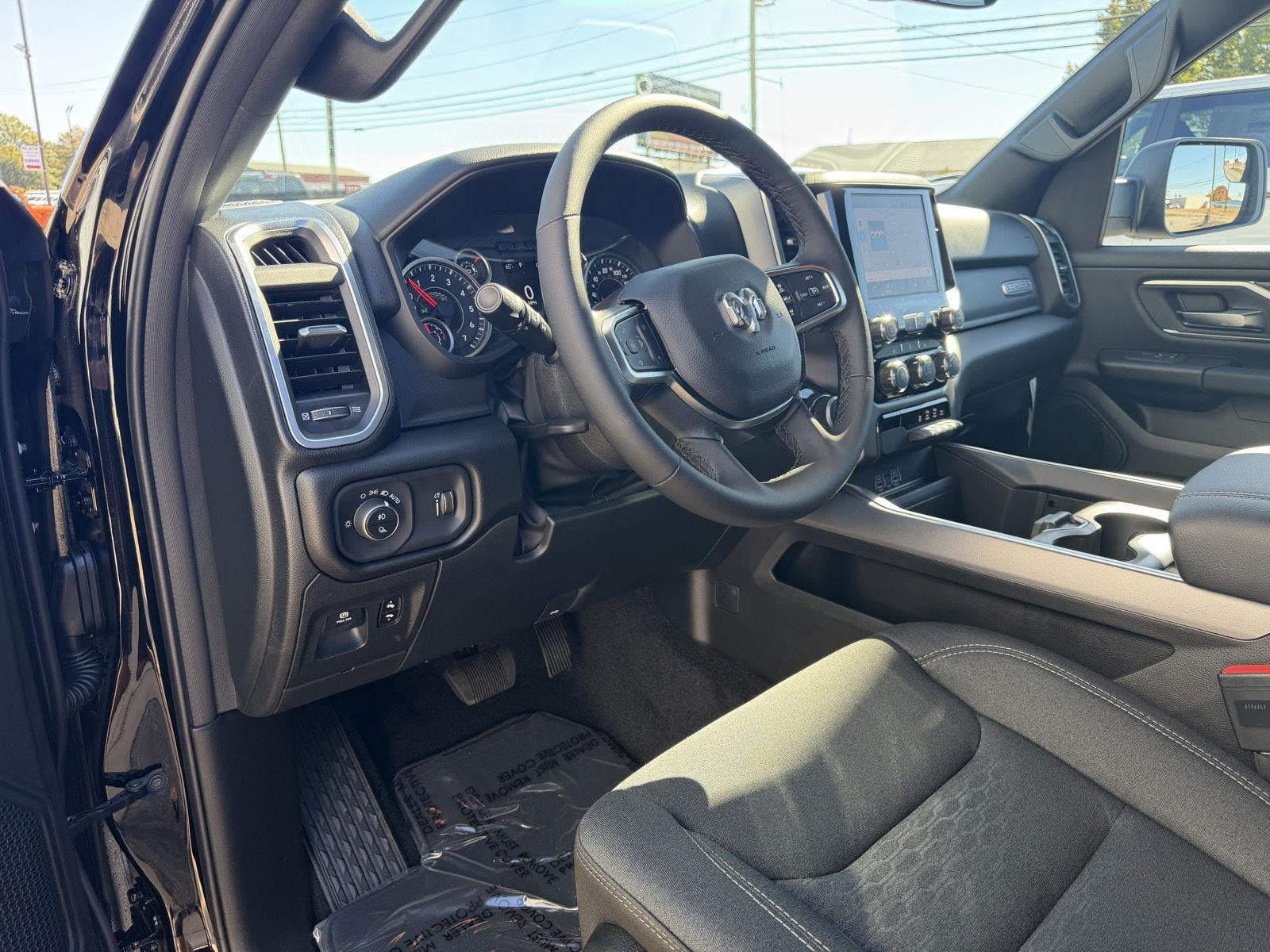 2027 RAM 1500 RAM 1500 BIG HORN CREW CAB 4X4 5'7' BOX