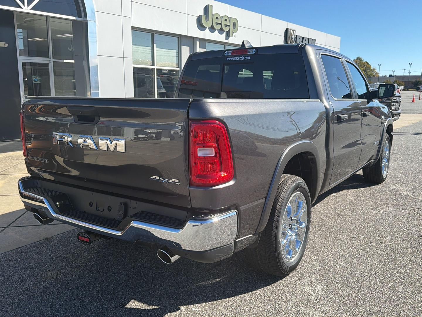2027 RAM 1500 RAM 1500 BIG HORN CREW CAB 4X4 5'7' BOX