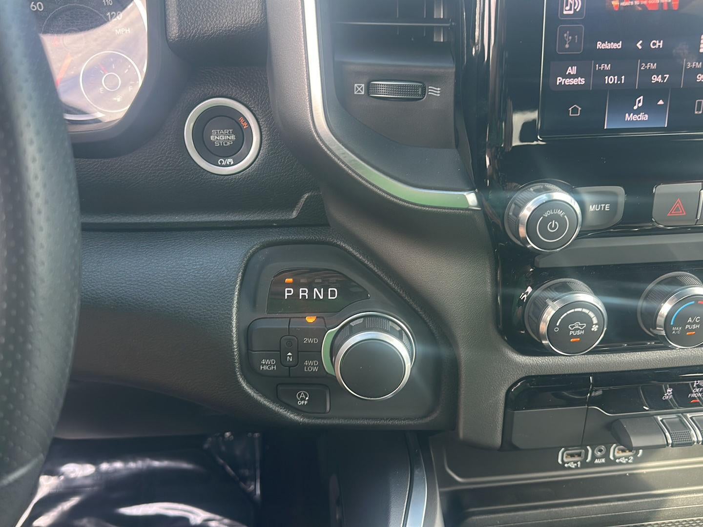 2026 RAM 1500 RAM 1500 EXPRESS CREW CAB 4X4 5'7' BOX