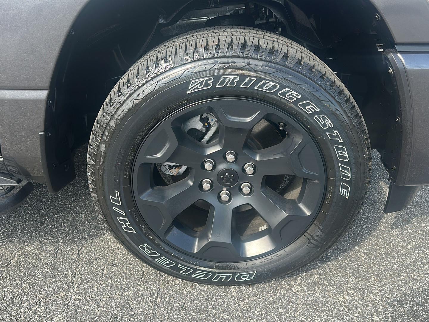 2026 RAM 1500 RAM 1500 EXPRESS CREW CAB 4X4 5'7' BOX