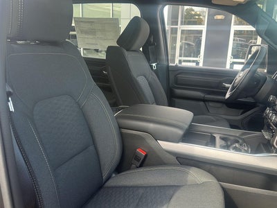 2026 RAM 1500 RAM 1500 EXPRESS CREW CAB 4X4 5'7' BOX